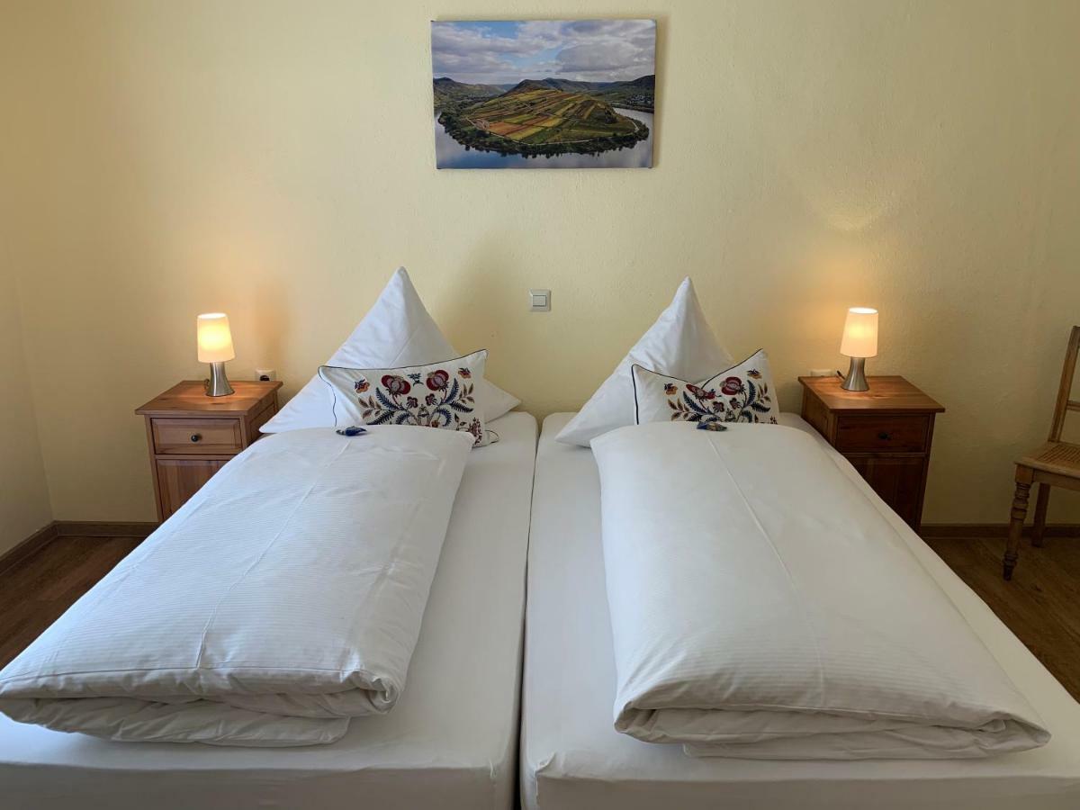 Moselland Hotel Im Enderttal Zum Onkel Willi Кохем Екстериор снимка