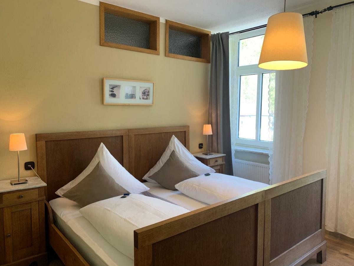 Moselland Hotel Im Enderttal Zum Onkel Willi Кохем Екстериор снимка